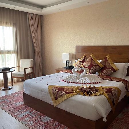 Alsahwa Hotel as-Sib Exteriör bild